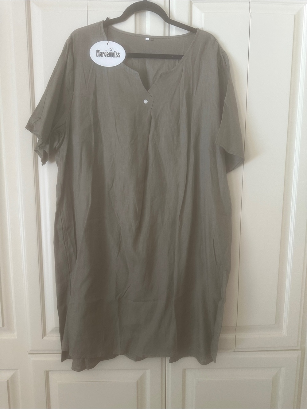 Nordemiss Olive Green Midi Dress with V-Notch Neck